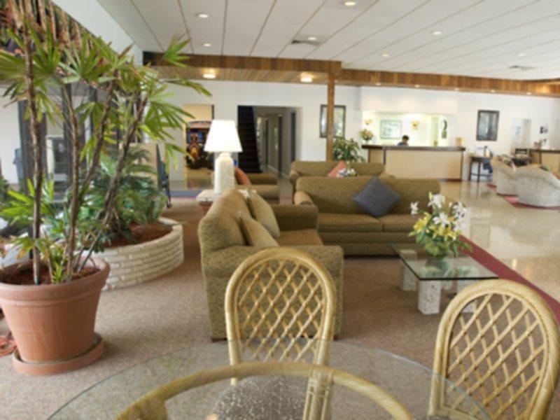 Travelodge Monaco Beach Resort Sunny Isles Beach Buitenkant foto